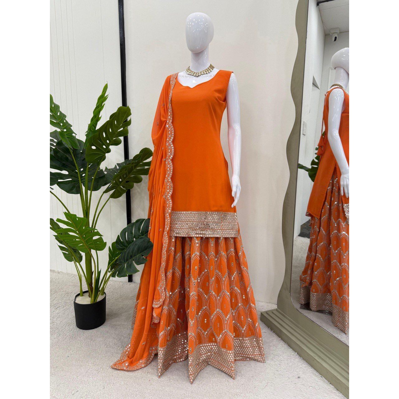 Faux Georgette Glamour Set