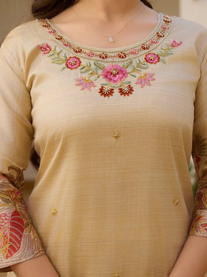 Kurta with Pant And Dupatta Sets