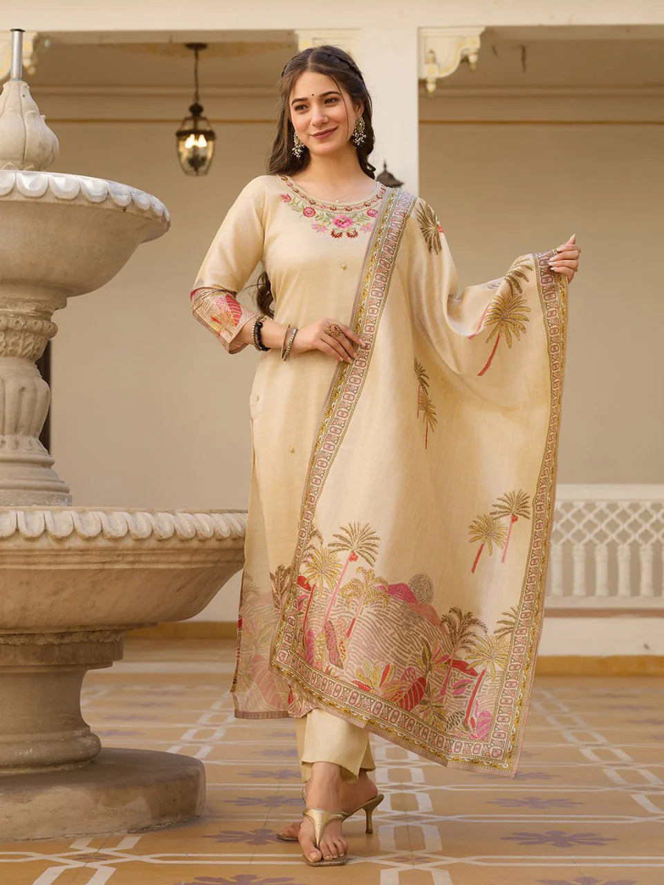 Kurta with Pant And Dupatta Sets