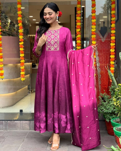 WOMEN EMBROIDERED PURPLE SUIT SET