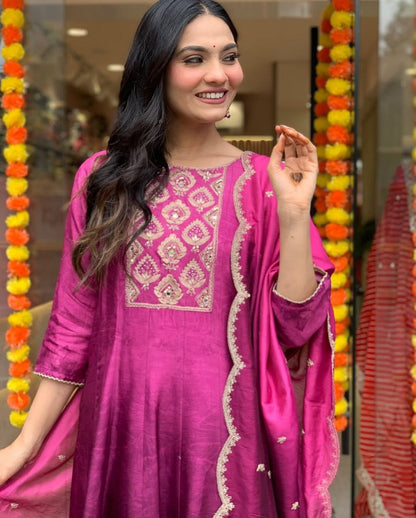 WOMEN EMBROIDERED PURPLE SUIT SET