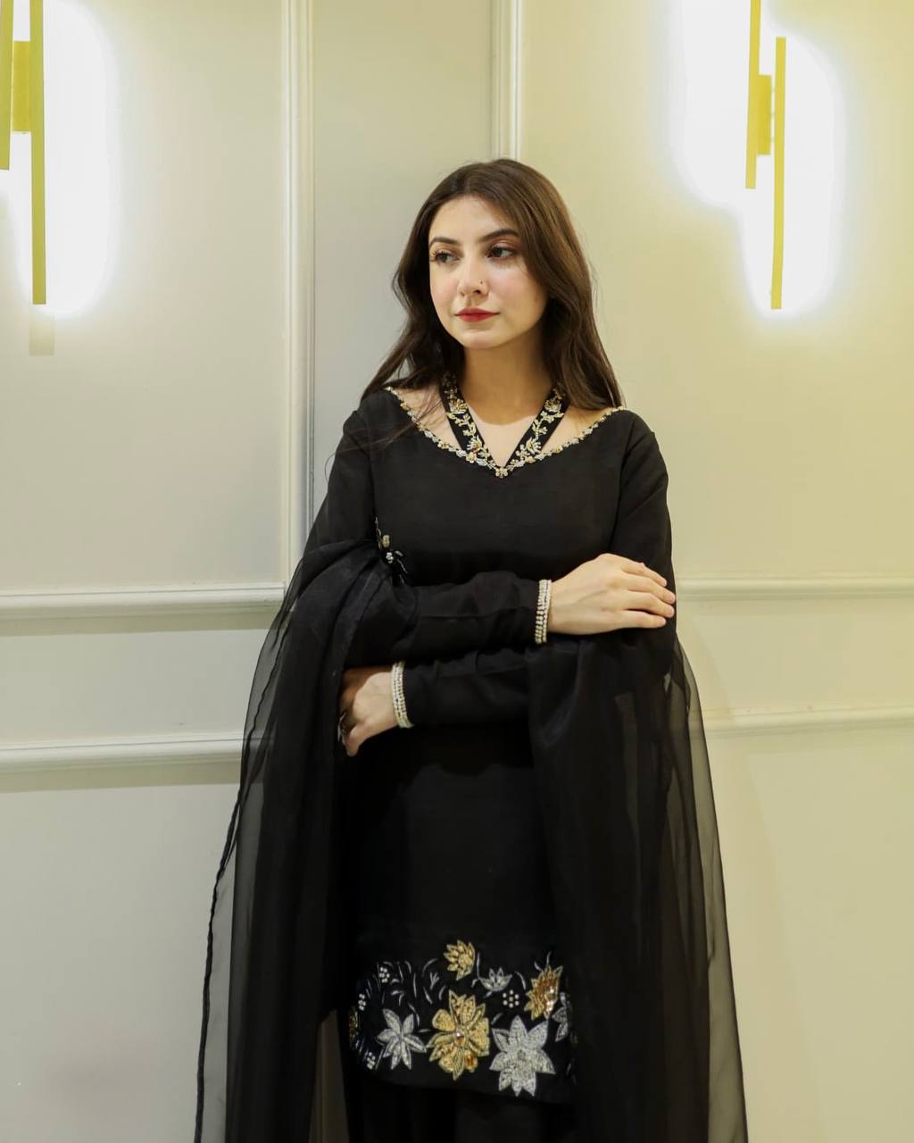 Zunaira – Your Summer Statement in Black