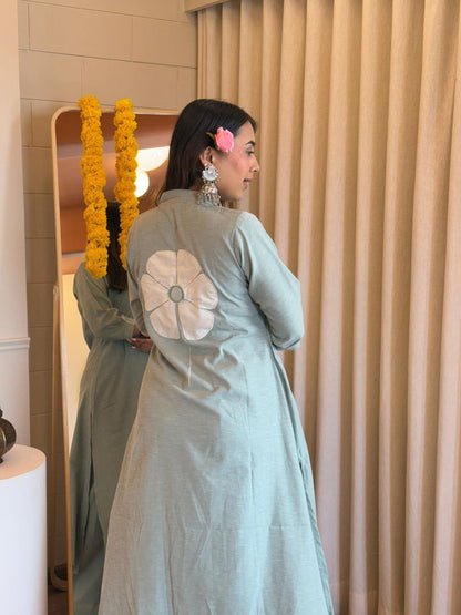 Inaayat - soft hues, strong statement